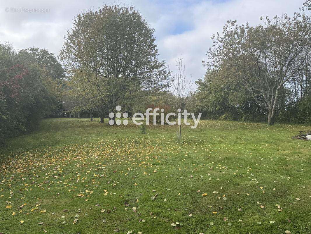 Maison à FROTEY-LES-LURE