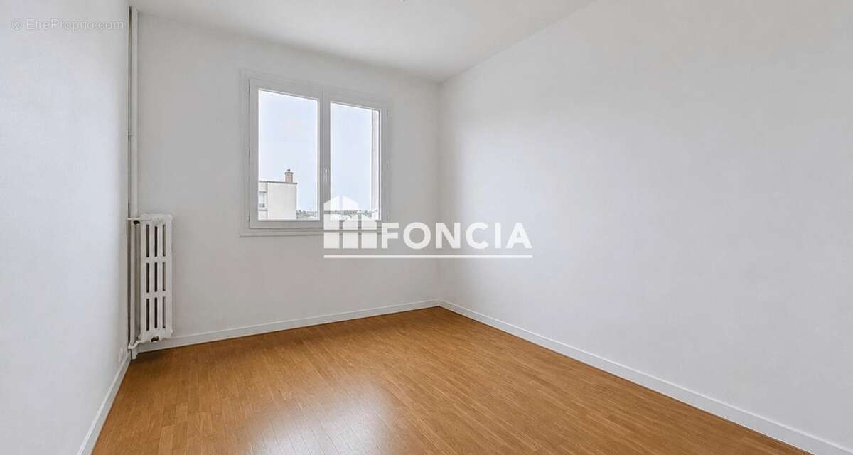 Appartement 4pp - 3 chambres / rive droite - photo 6