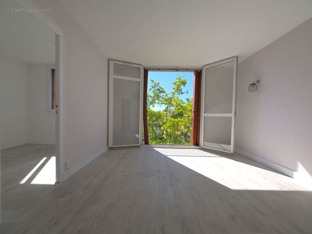 Appartement à ROMAINVILLE