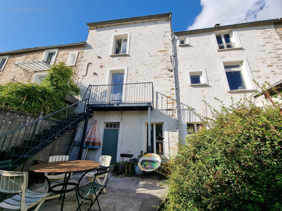 Maison à MOISENAY