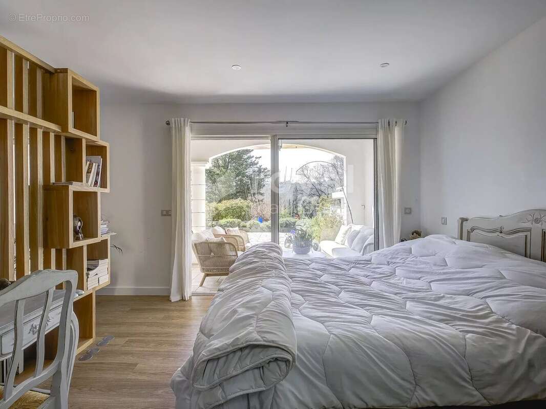 Maison à MOUGINS