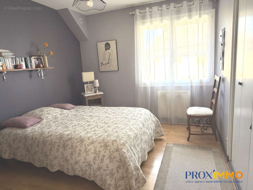 Maison 120 m² à Miribel-Les-Echelles  - photo 4