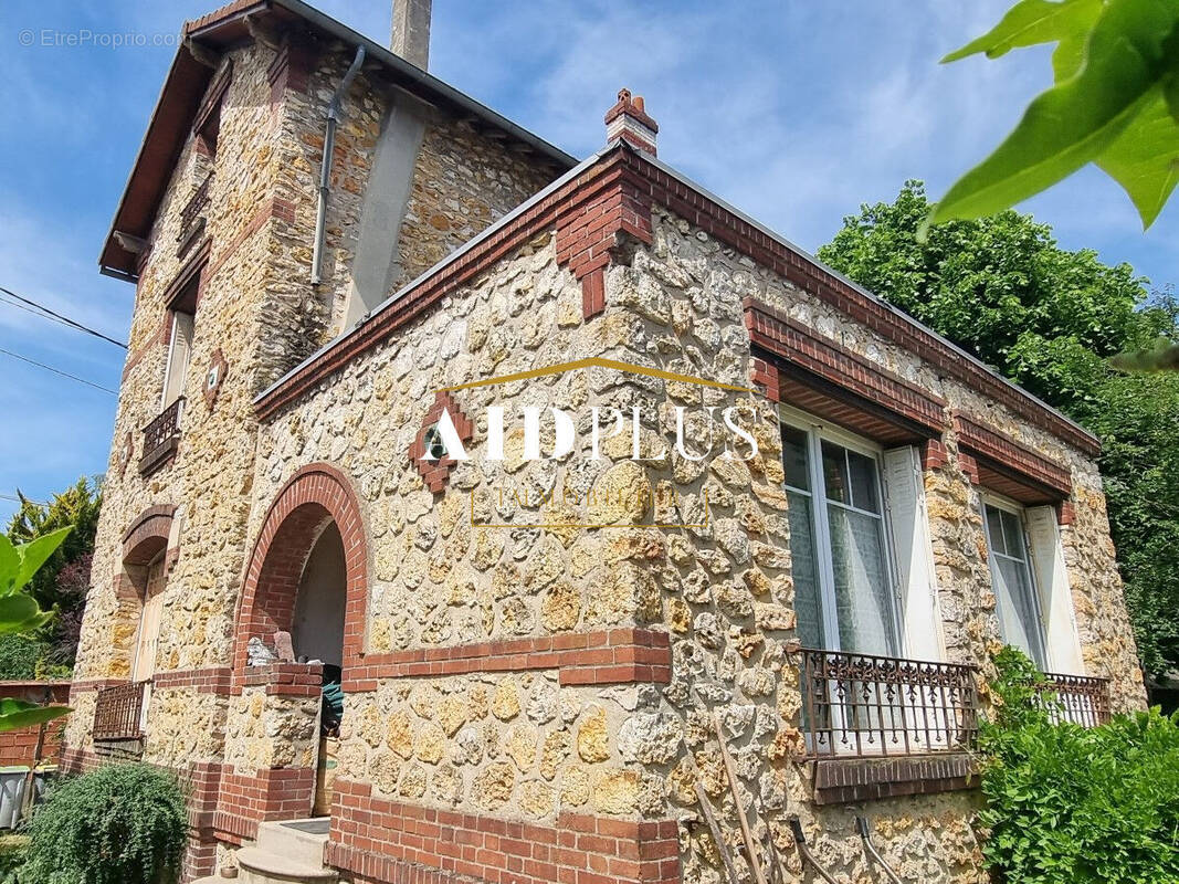 Maison à SAINT-LEU-LA-FORET