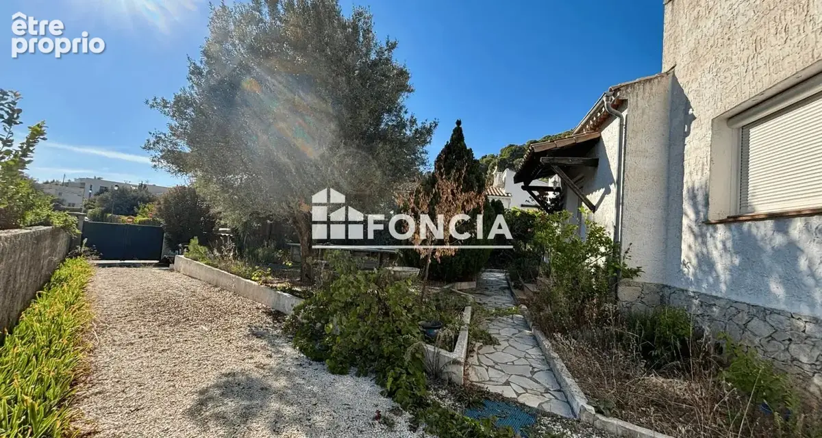 Maison de plain-pied T3 de 70 m² avec jardin arboré de 350 m² et piscine à La Farlède - photo 2