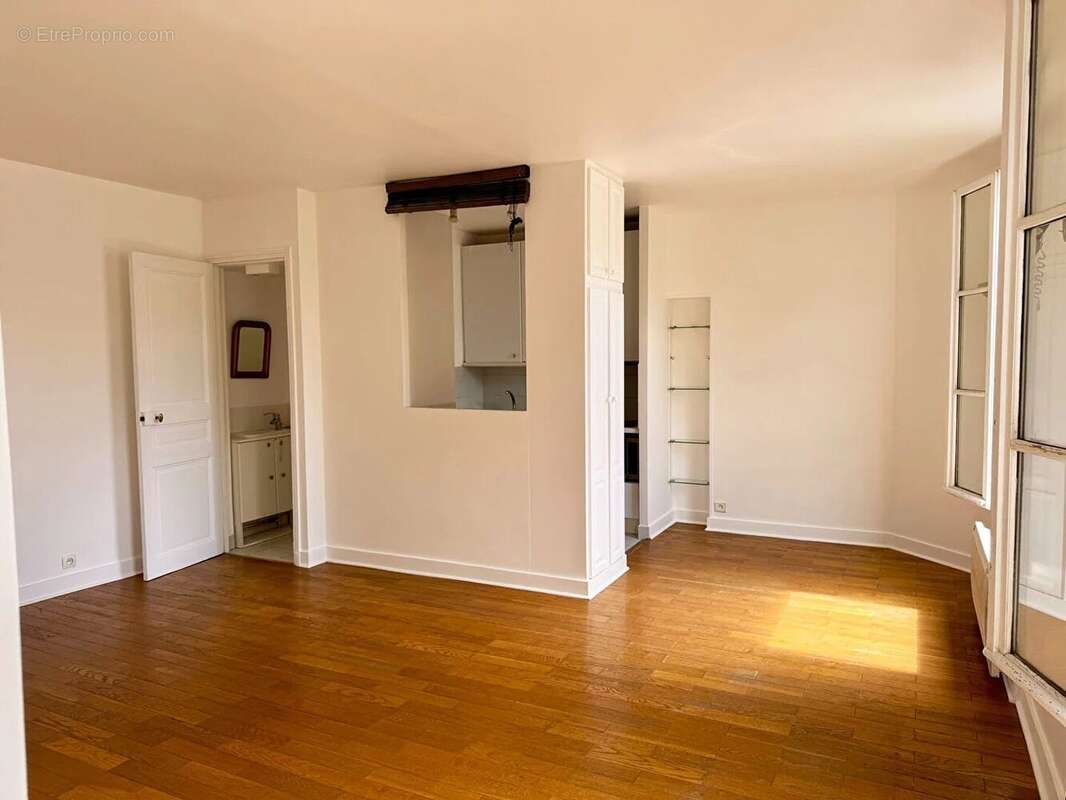 Appartement à PARIS-4E