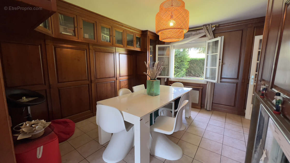 Maison à BOUTERVILLIERS