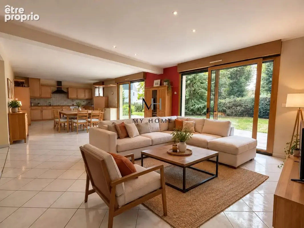 Maison 6 pièces 186 m² à vendre à Alencon (61000) - photo 2