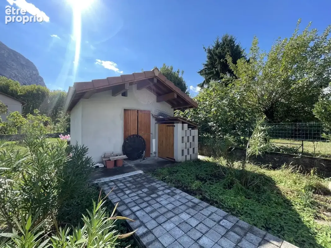 À VENDRE - Maison 77 m2 habitables et 152 m2 surface totale, 850 m2 terrain - photo 5