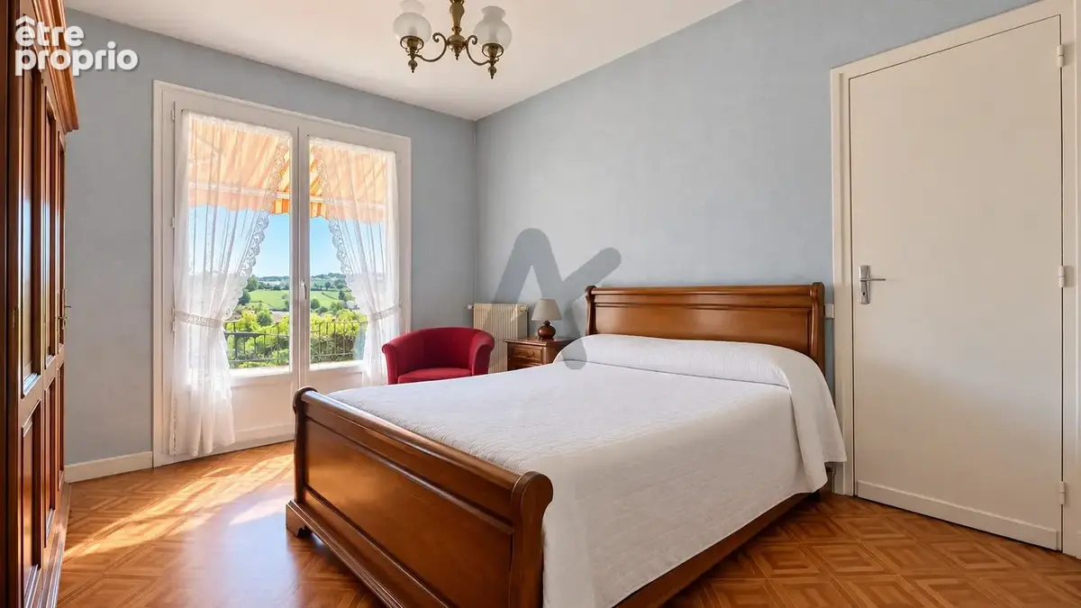 Maison de plain-pied avec superbe jardin et vue panoramique remarquable - photo 18