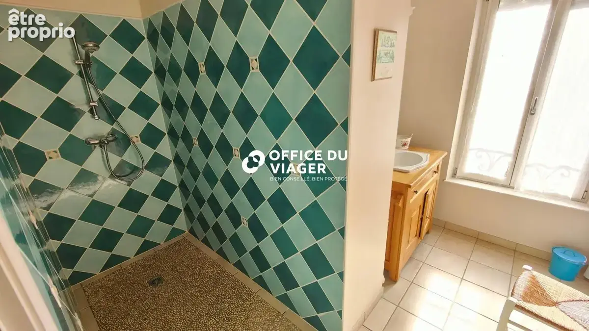 Maison - 9 pièces - 240 m² - photo 16