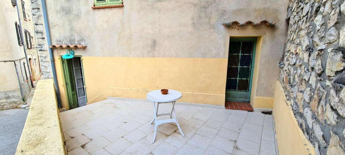 Maison 3 façades, garage, terrasse studio indépendant - photo 5