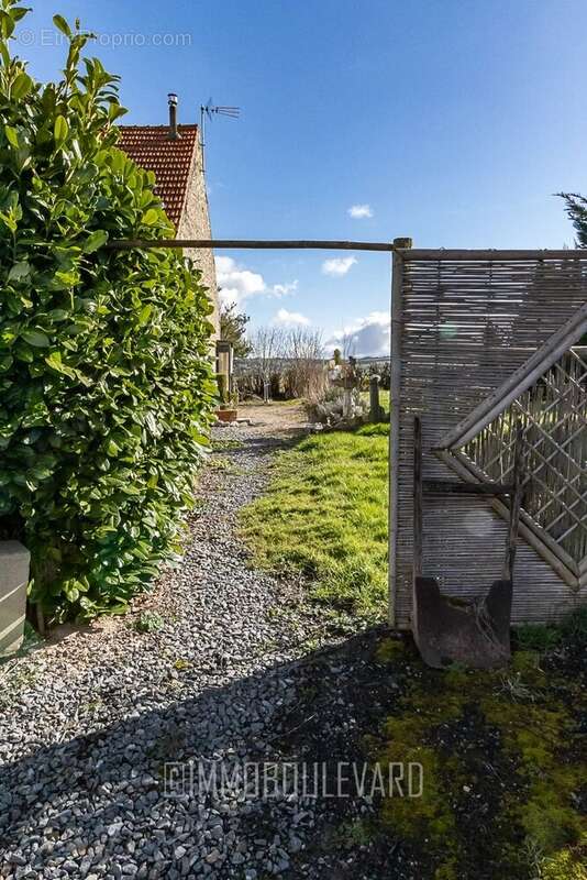 Maison à TAXAT-SENAT