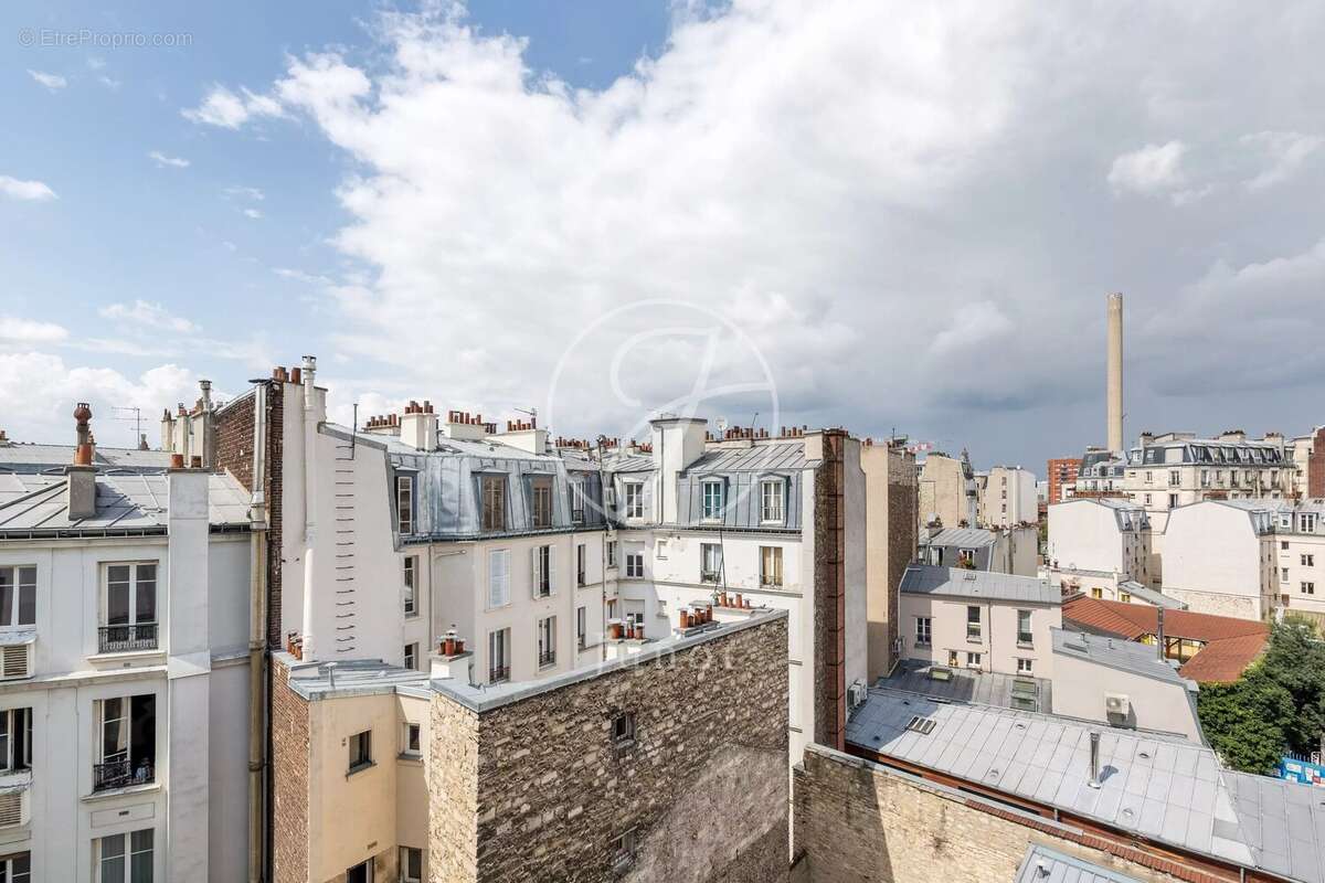 Appartement à PARIS-18E