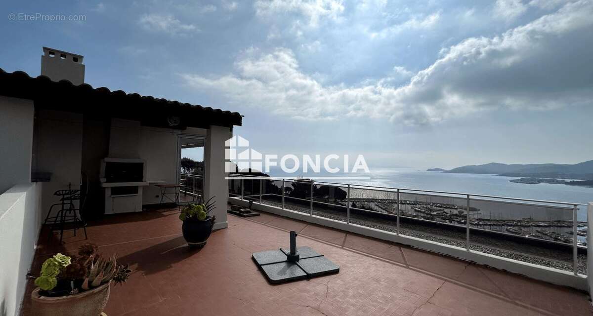 Appartement à LE LAVANDOU