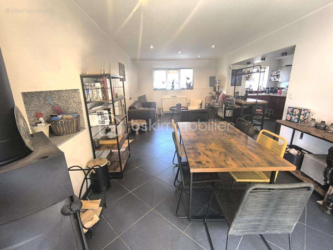 Maison à COLOMBE