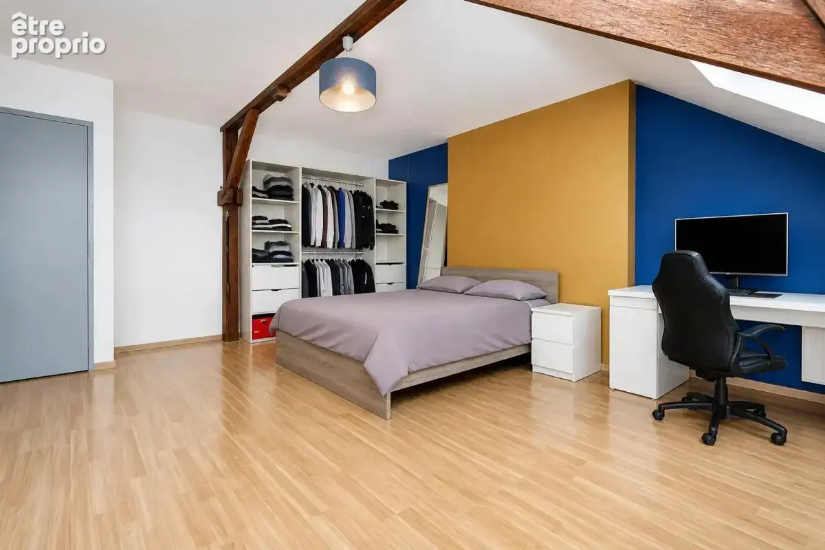 Maison de 194 m2 - 5 pièces - Martigné-Ferchaud - photo 8
