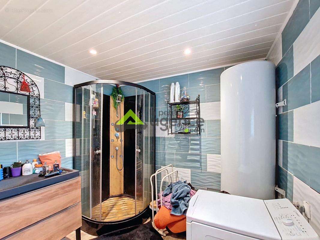 Maison à SAINT-VAURY