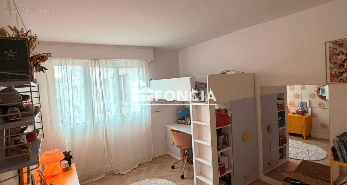 Appartement à RUEIL-MALMAISON