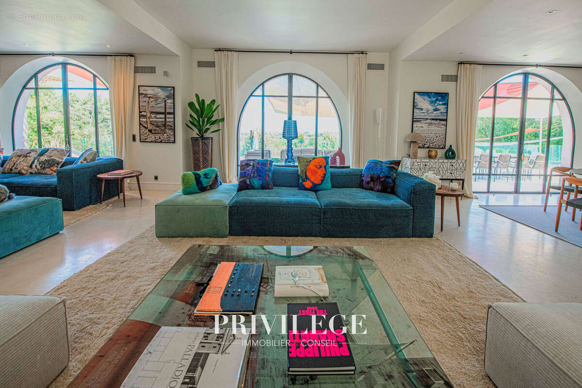 Maison à RAMATUELLE