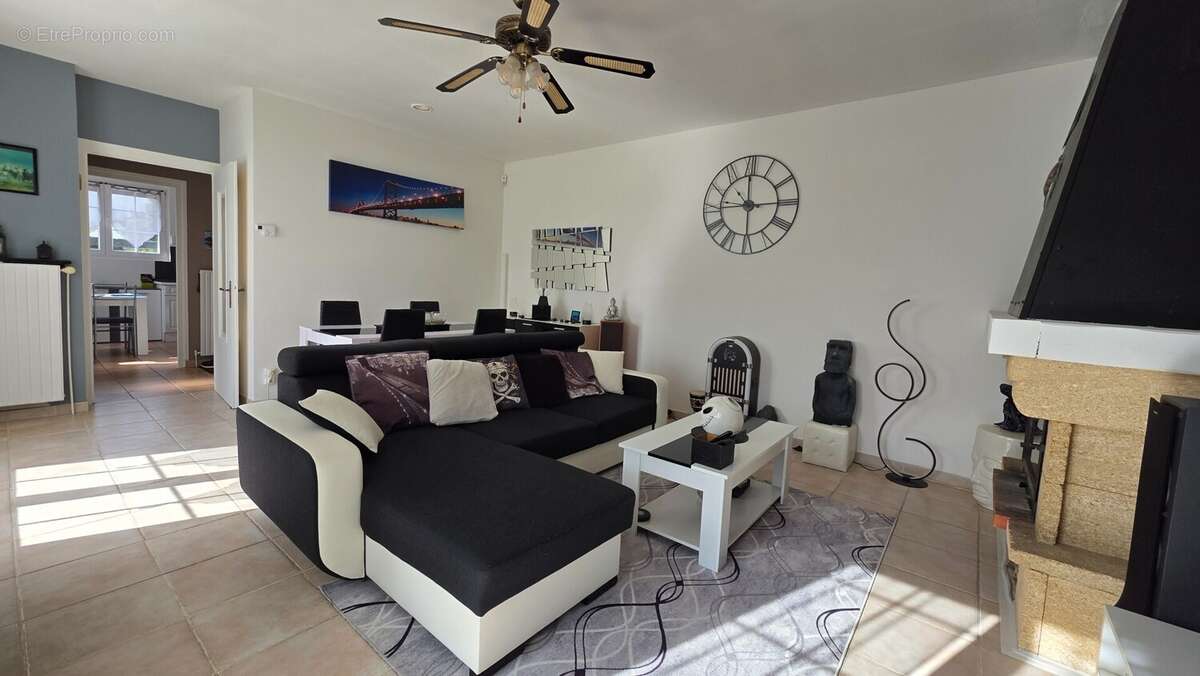 Maison à BAUDRIERES