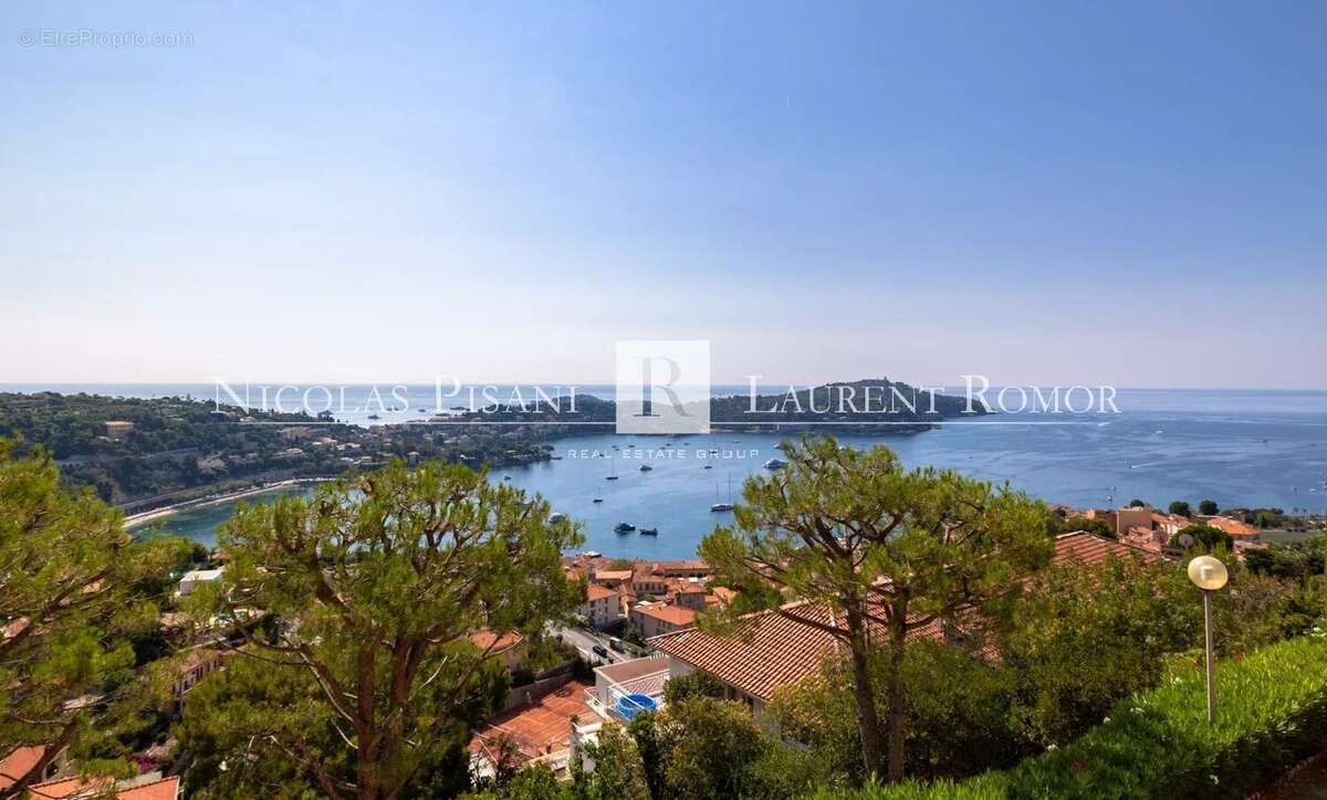 Appartement à VILLEFRANCHE-SUR-MER