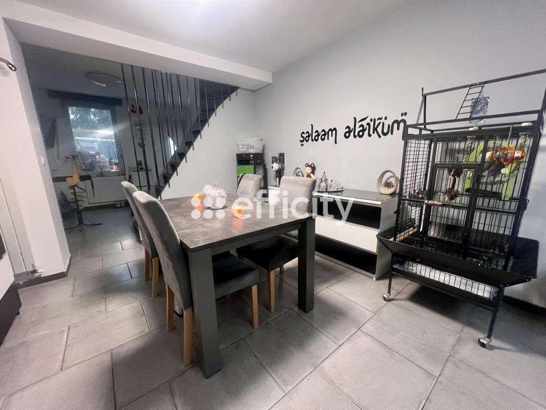 Maison à FACHES-THUMESNIL