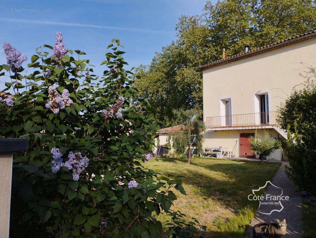 Maison à MONTAGNAC