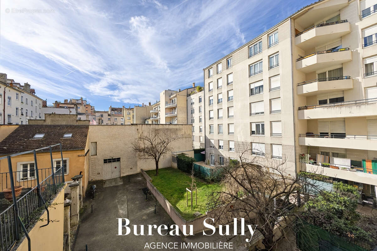 Appartement à LYON-6E