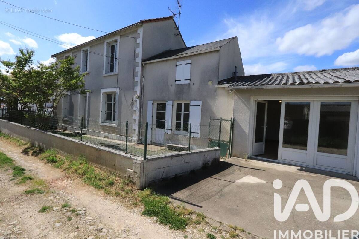 Photo 1 - Maison à NIORT