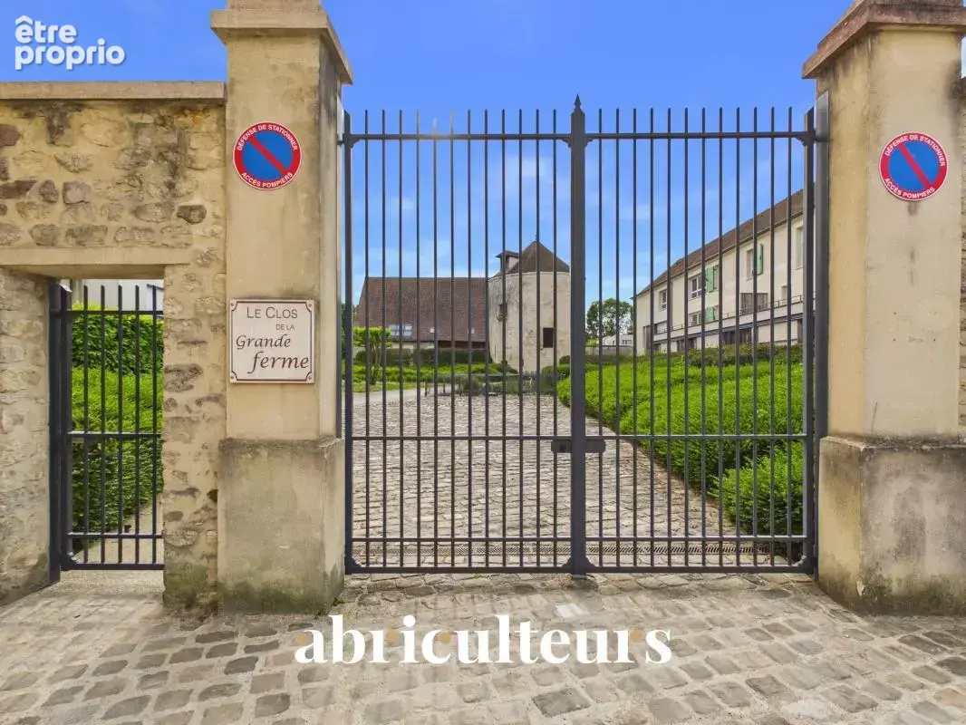 Appartement à SURVILLIERS