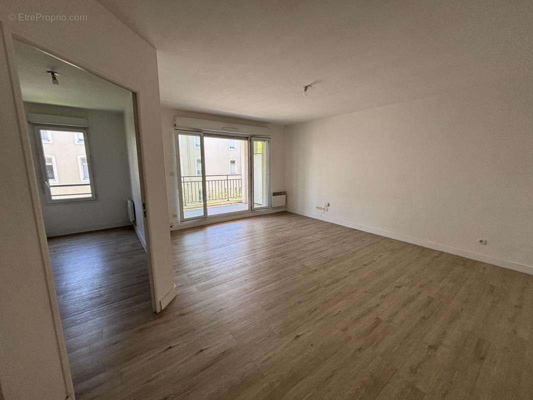 Appartement à MARSEILLE-14E