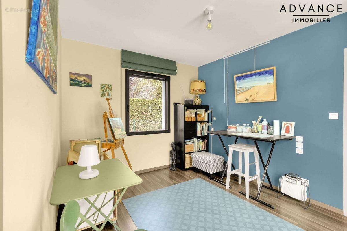 Maison à SAINT-NAUPHARY