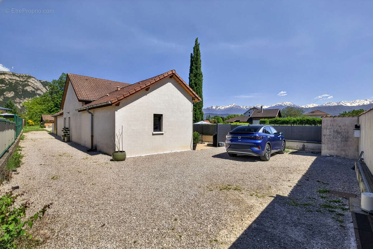 Maison à MONTMELIAN