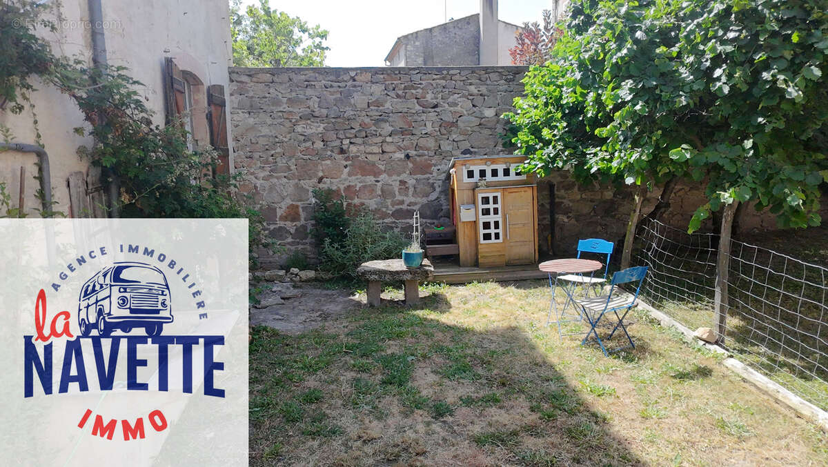 Maison de village 5 pièces avec jardin et dépendances - photo 3
