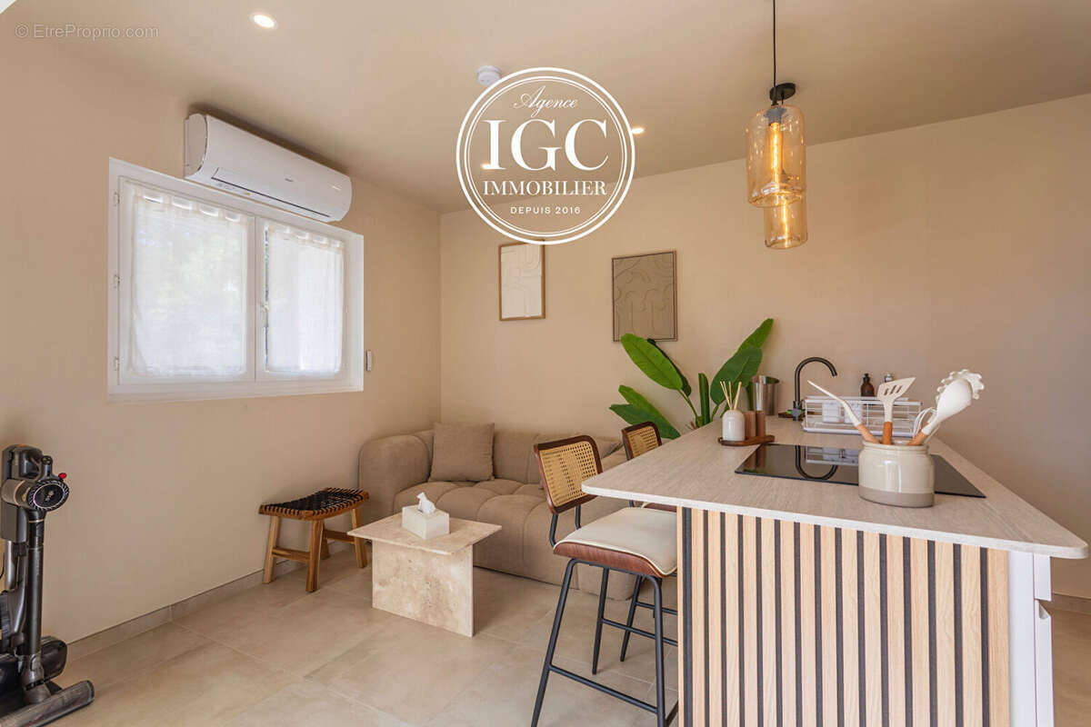 Maison à CARRY-LE-ROUET