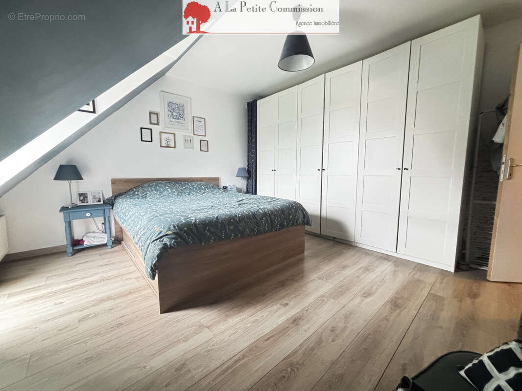 Maison récente à vendre à Sours    4 chambres - photo 10