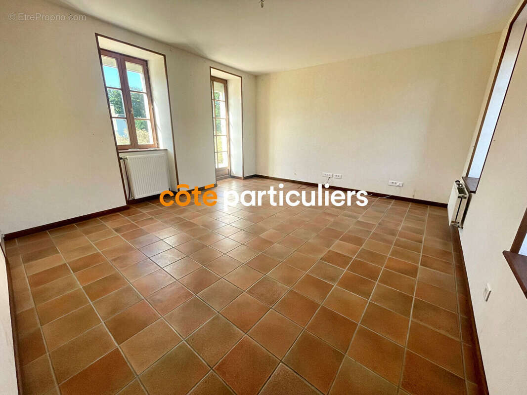 Maison à GRAINVILLE-SUR-ODON