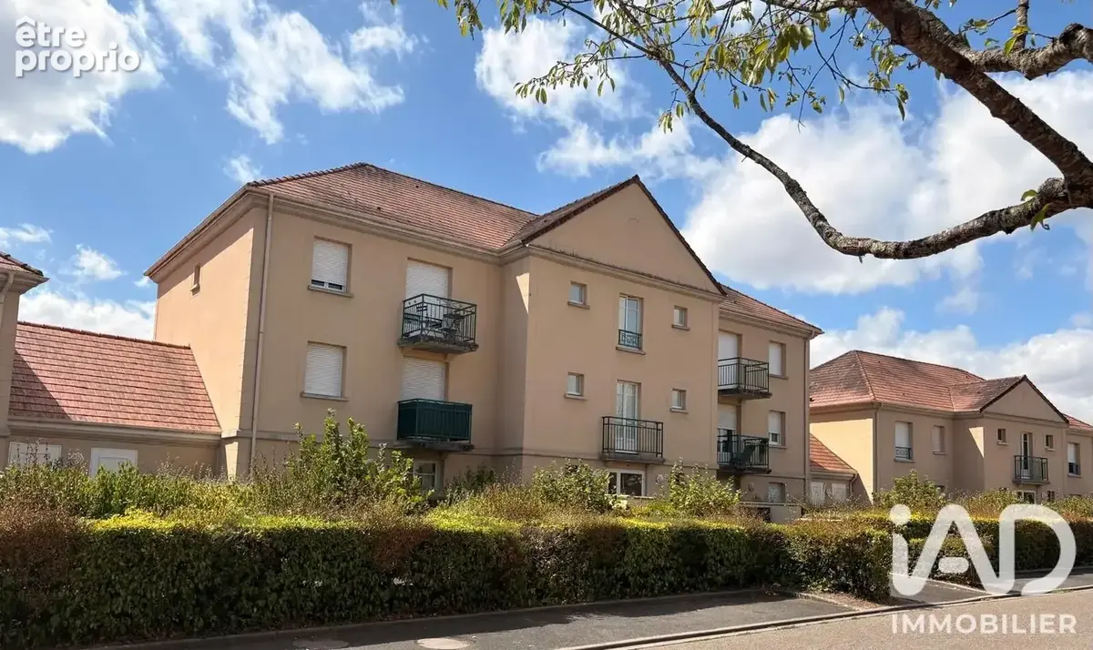 Photo 1 - Appartement à SAINT-JEAN-DE-BRAYE