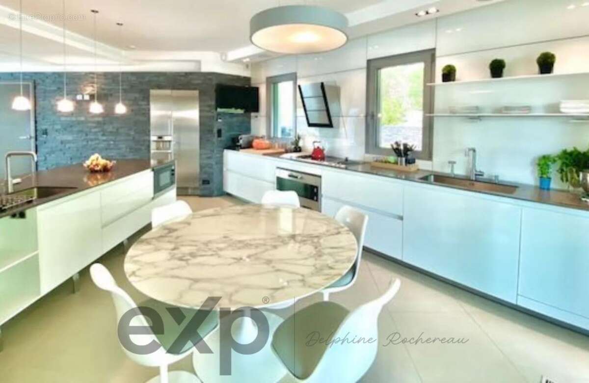 Maison à VEYRIER-DU-LAC