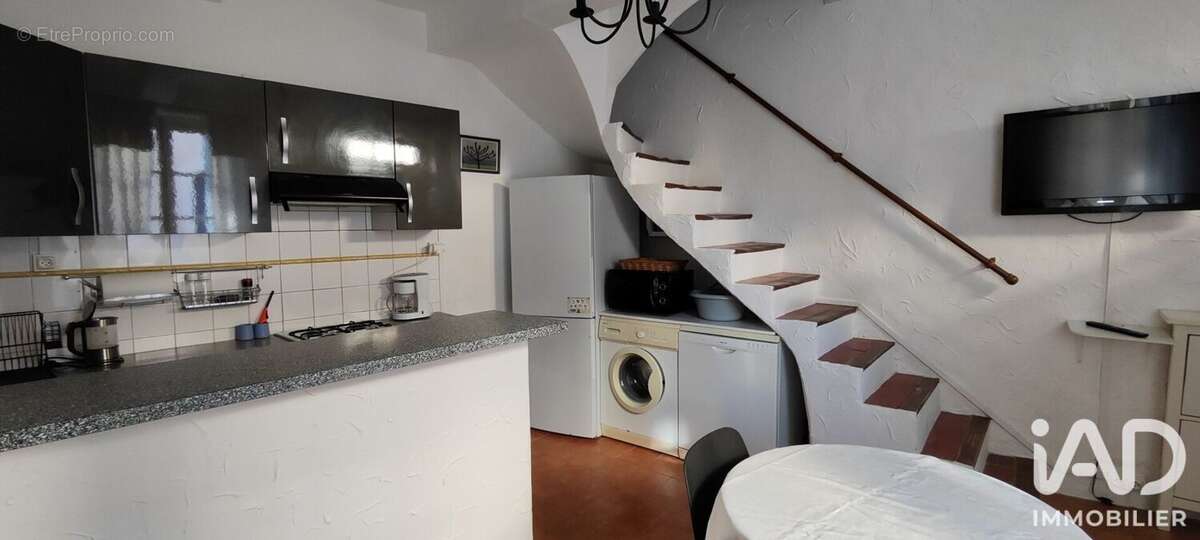 Maison 48 m² à Creissan  - photo 2