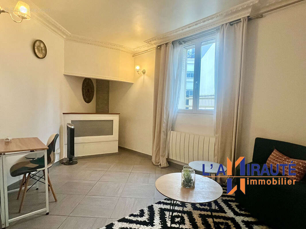 Appartement à HOUILLES