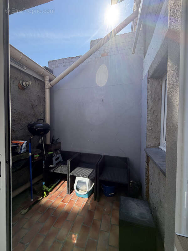 Maison de ville rénovée au coeur de petite Synthe - photo 6