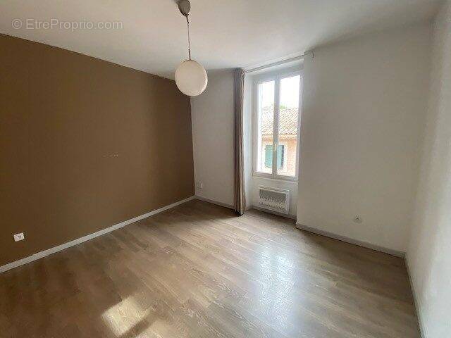 Appartement à ROUSSET
