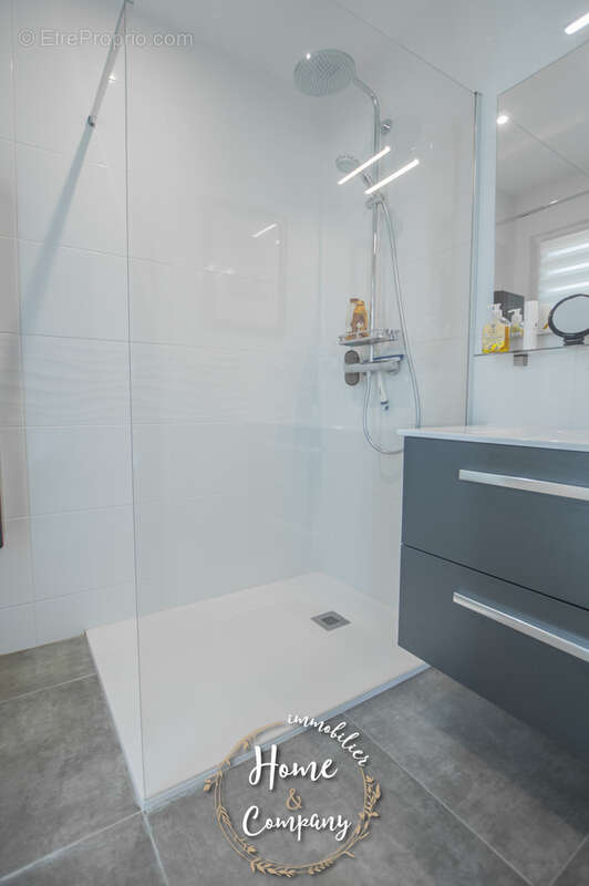 Maison à VAUX-SUR-MER