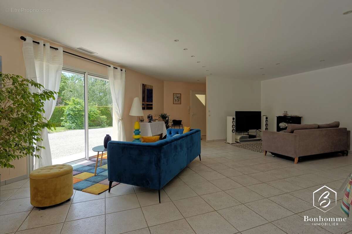 Maison 5 pièces - 152 m² - Créon - photo 3
