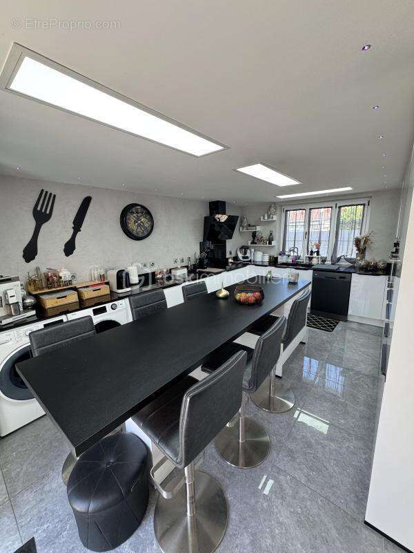 Maison à ROZAY-EN-BRIE