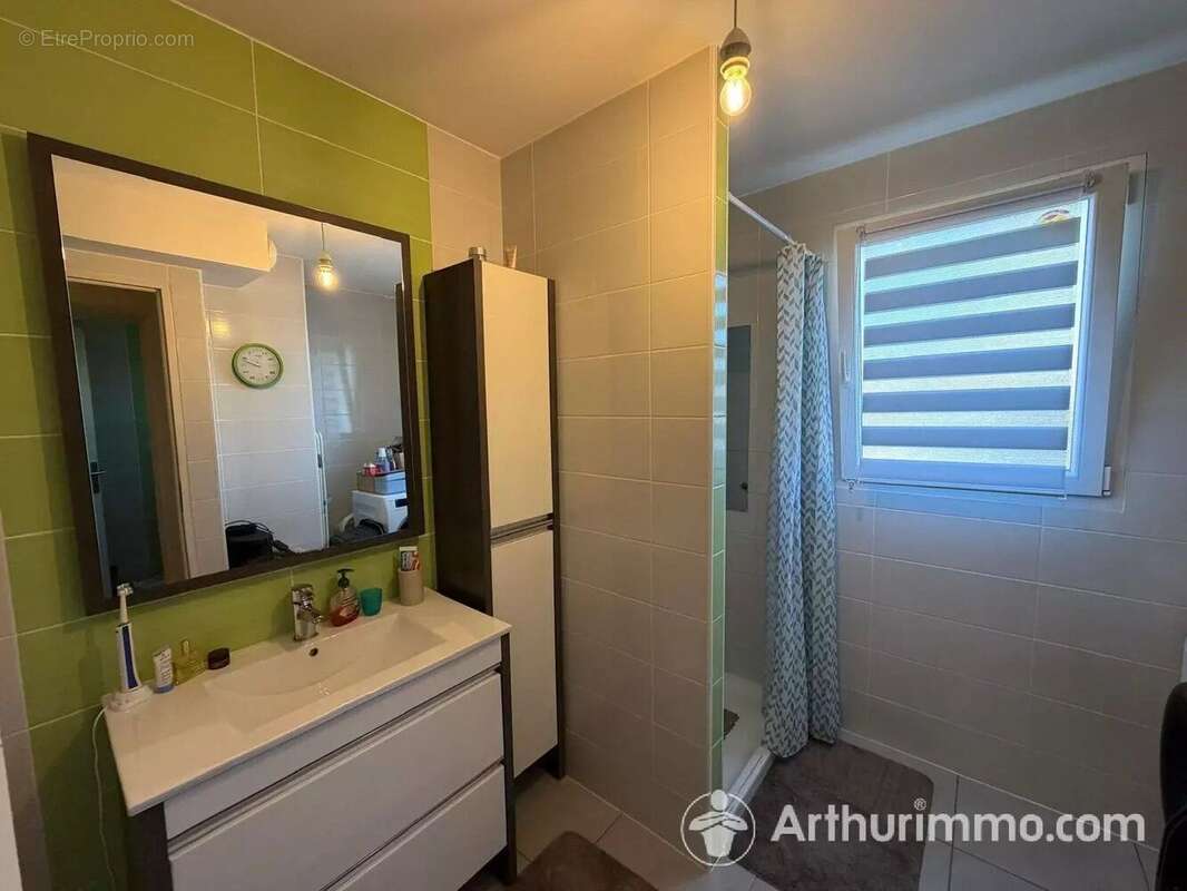 Appartement à GRANGES-NARBOZ