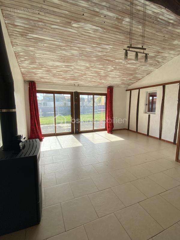 Maison à LACASSAGNE