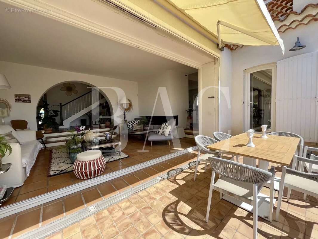 Maison à CANNES