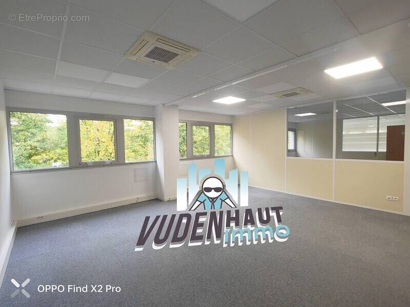 Commerce à CASTELNAU-D&#039;ESTRETEFONDS